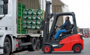 Thorough Examination of a Forklift Truck